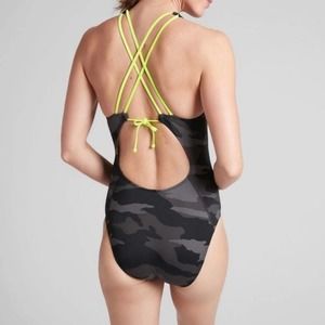 Athleta Freestyle Camo One Piece Swimsuit 34